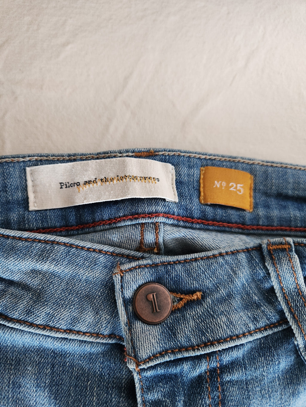 ANTHROPOLOGIE Pilcro and the Letterpress Distressed High-Waist Skinny Flare Jeans - Size 25