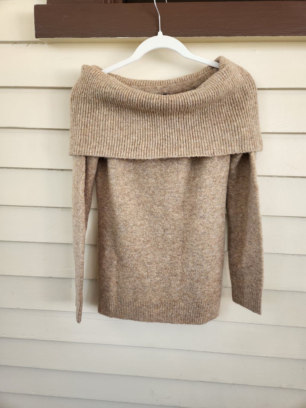 Ann Taylor Mock Neck Cable Knit Sweater Beige Tan Size Small Excellent Condition