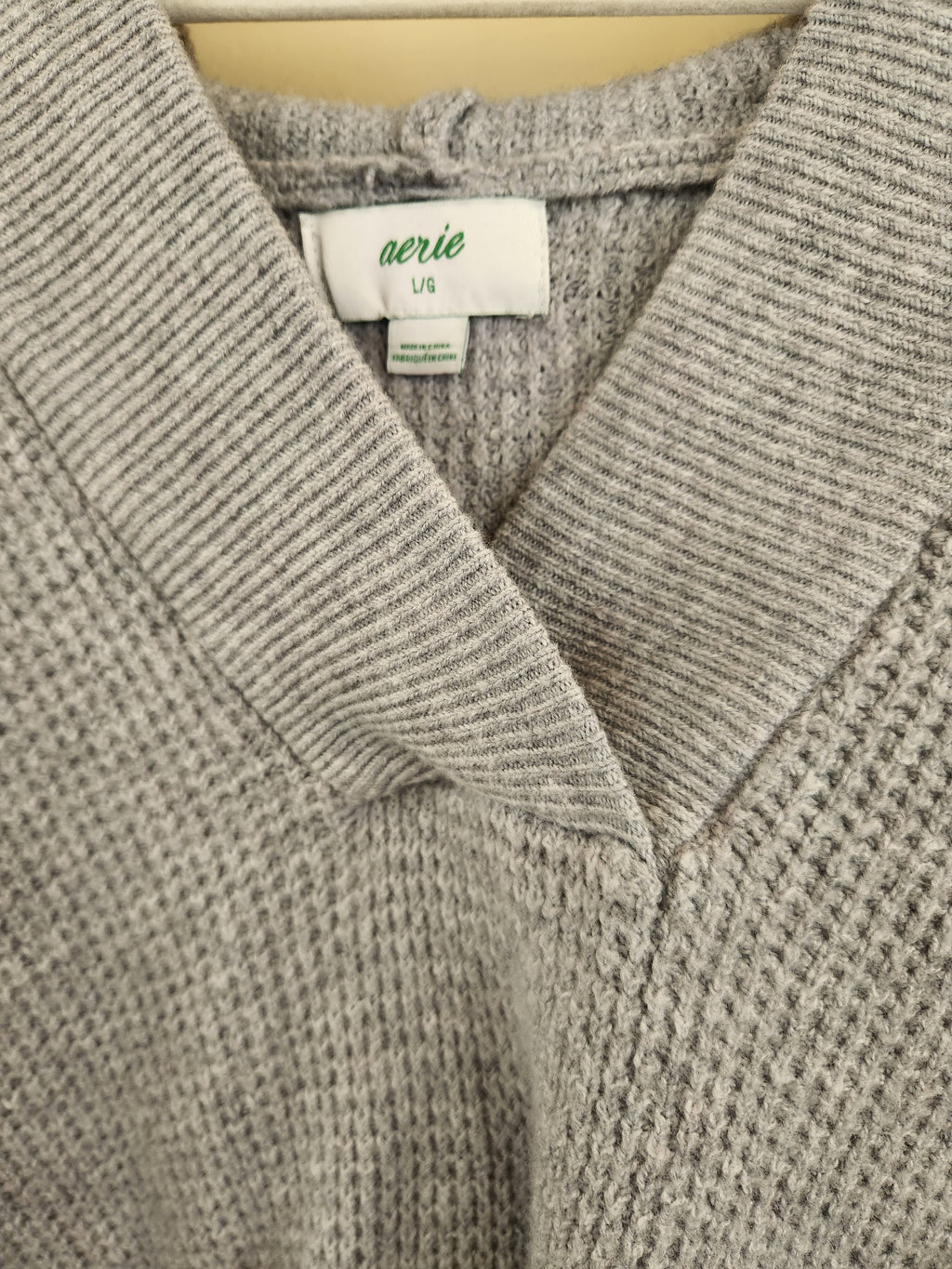 Aerie Waffle Knit Oversized V-Neck Pullover Sweater Gray L