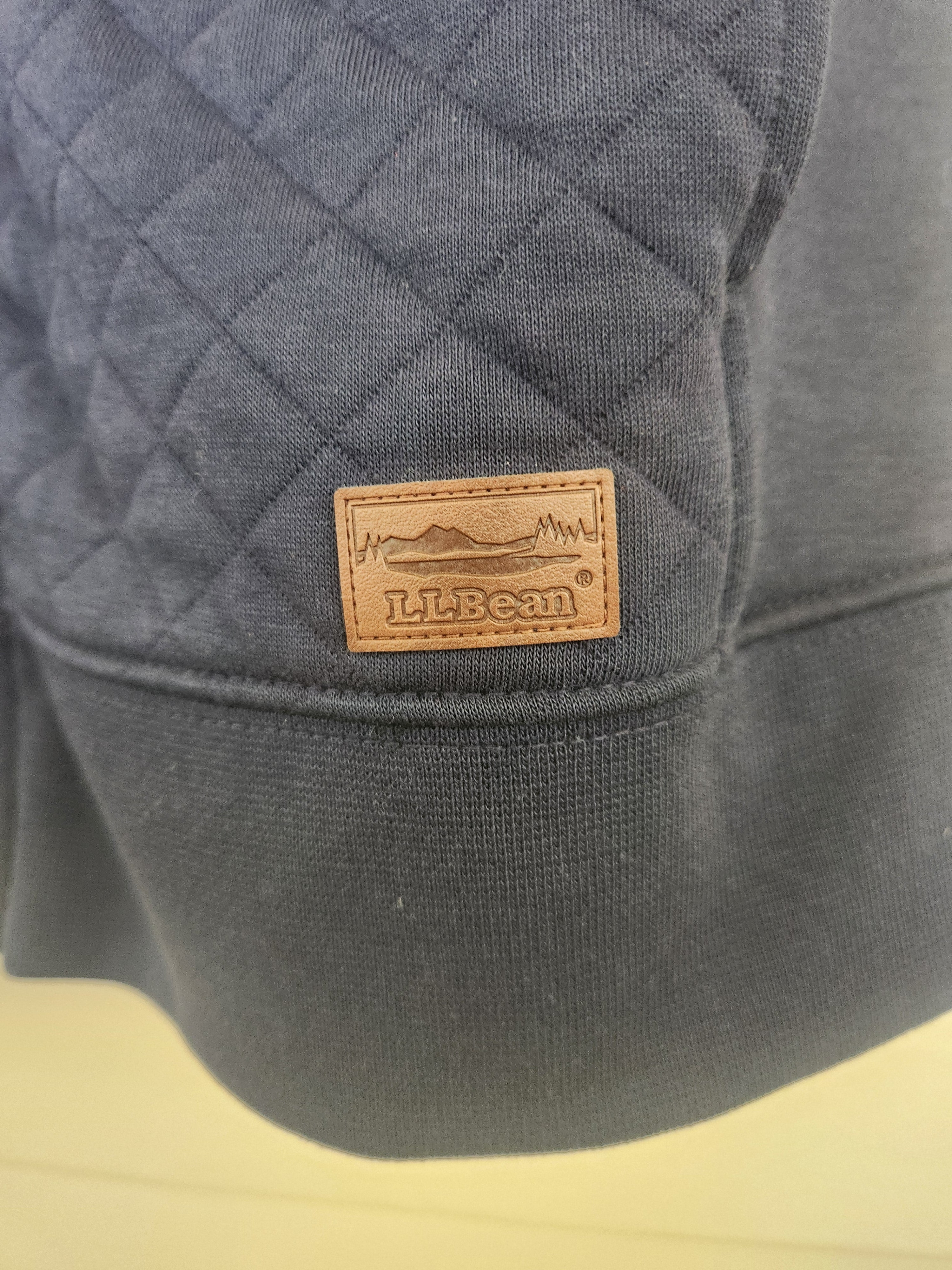 L.L. Bean Quilted Mock Neck Zip-Up Vest Navy Blue Size M